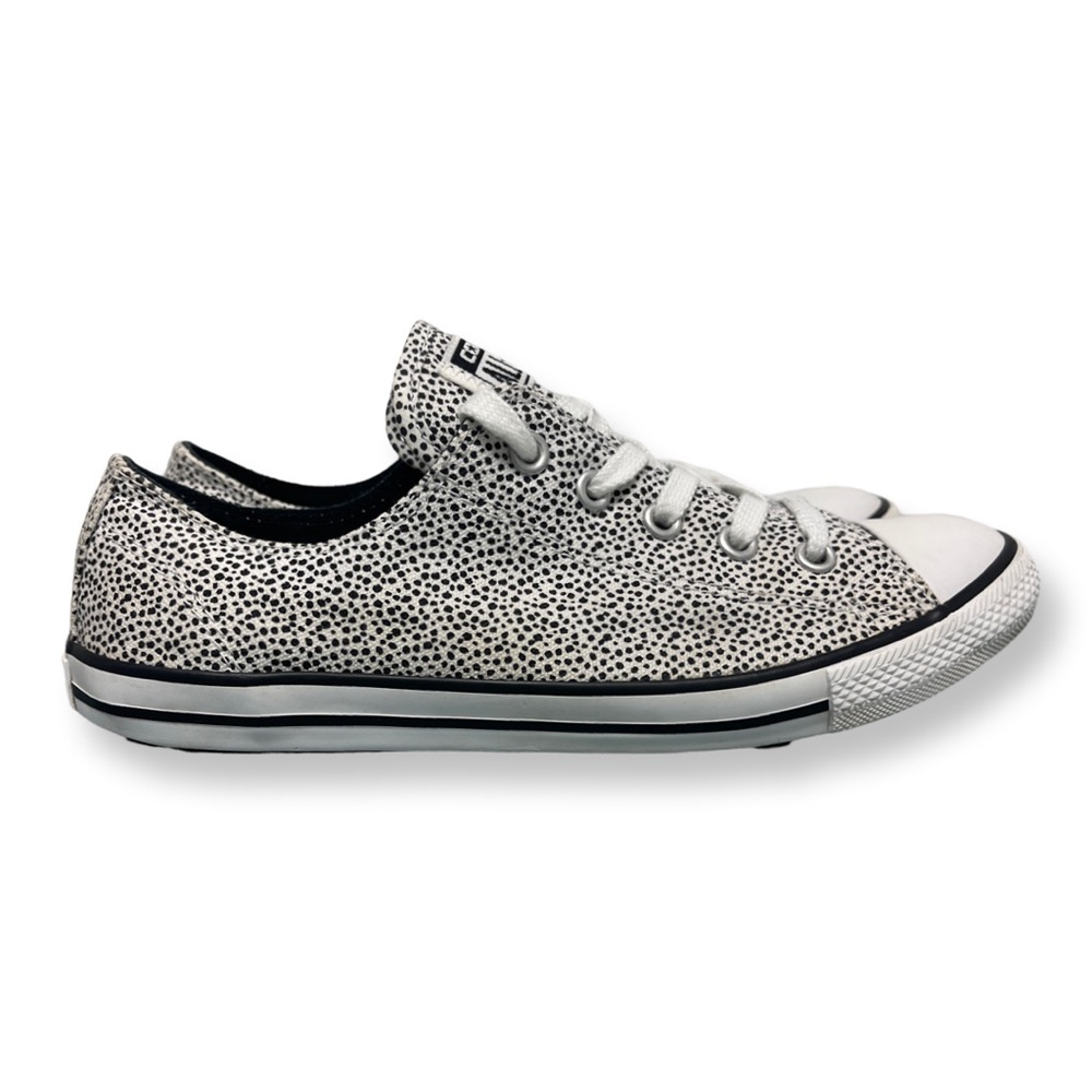 Converse All Star Chuck Taylor Spotted White/Black Sneakers Women’s Size 6